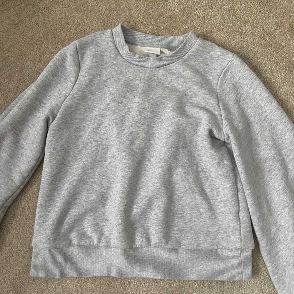 Baggy Grey Sweatshirt